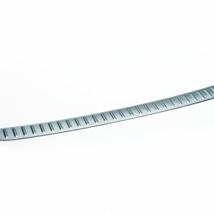 Zaščita zadnjega odbijača v 3D izvedbi iz nerjavečega jekla